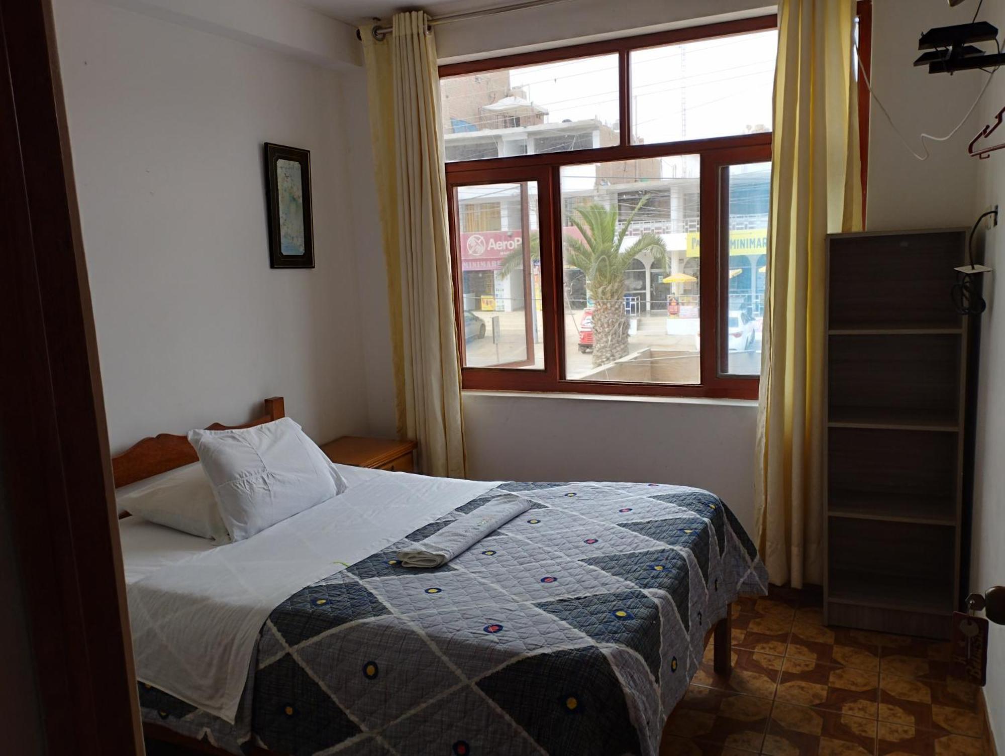 Paracas Hotel Ballestas Island Buitenkant foto