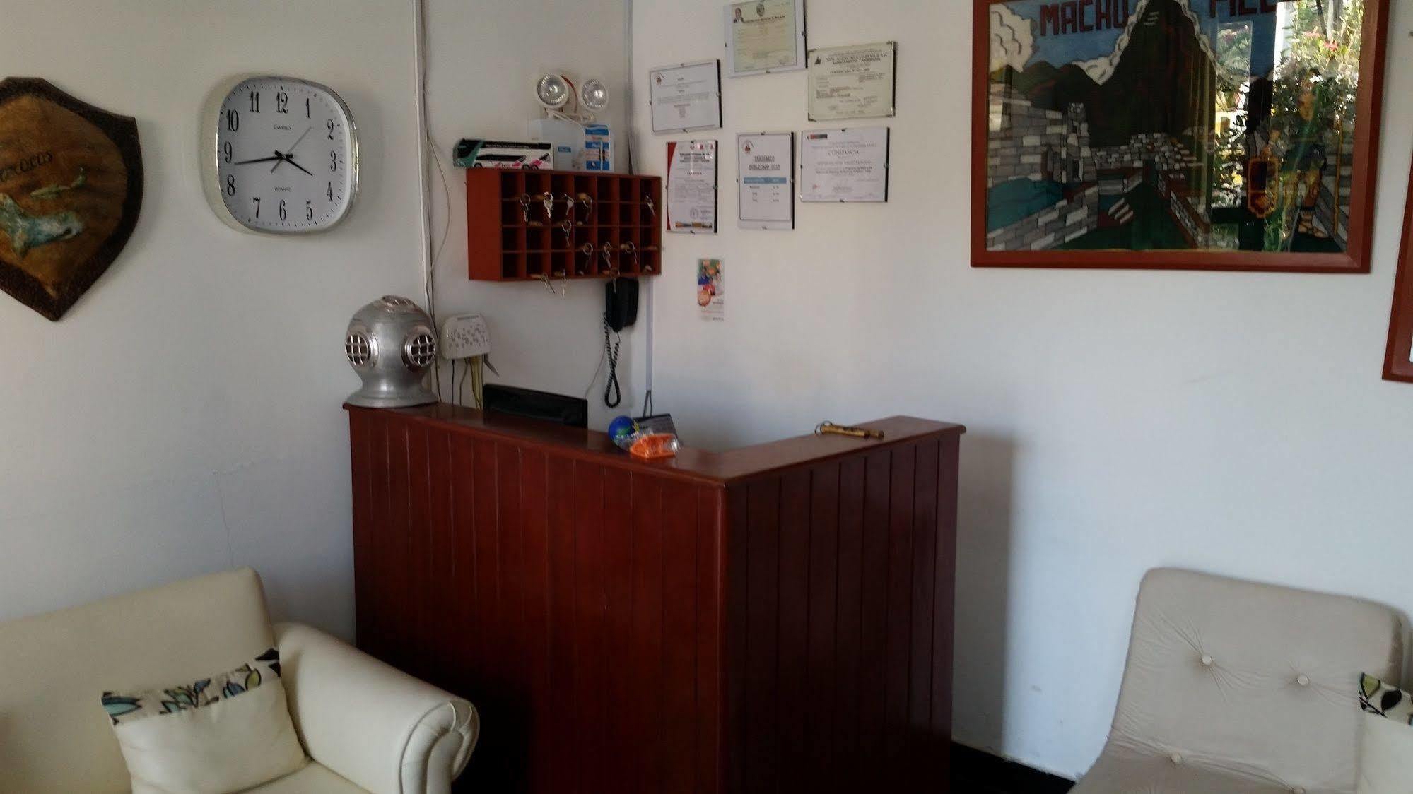 Paracas Hotel Ballestas Island Buitenkant foto